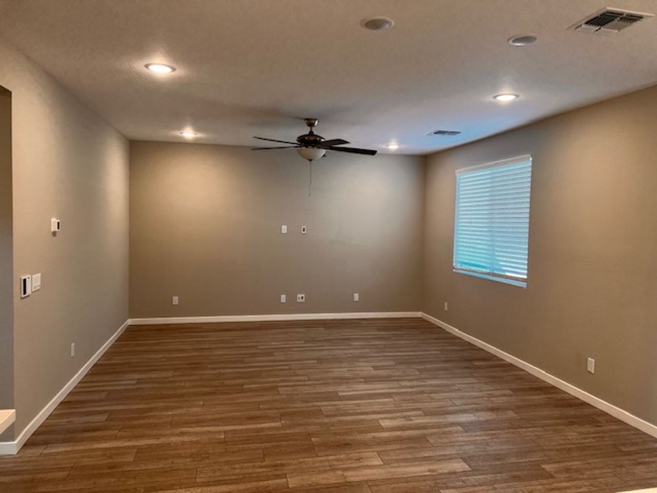 17797 W Cassia Way - Photo 6 of 23