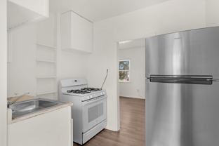 611 Maude Ave - Photo 1 of 1