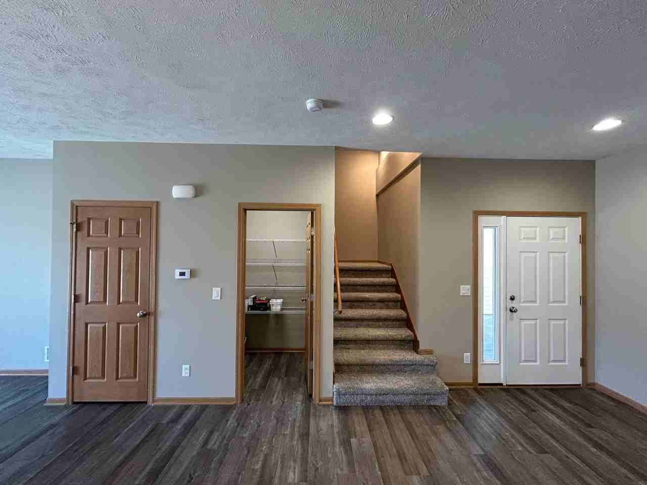 5976 Haswell Pl - Photo 6 of 23