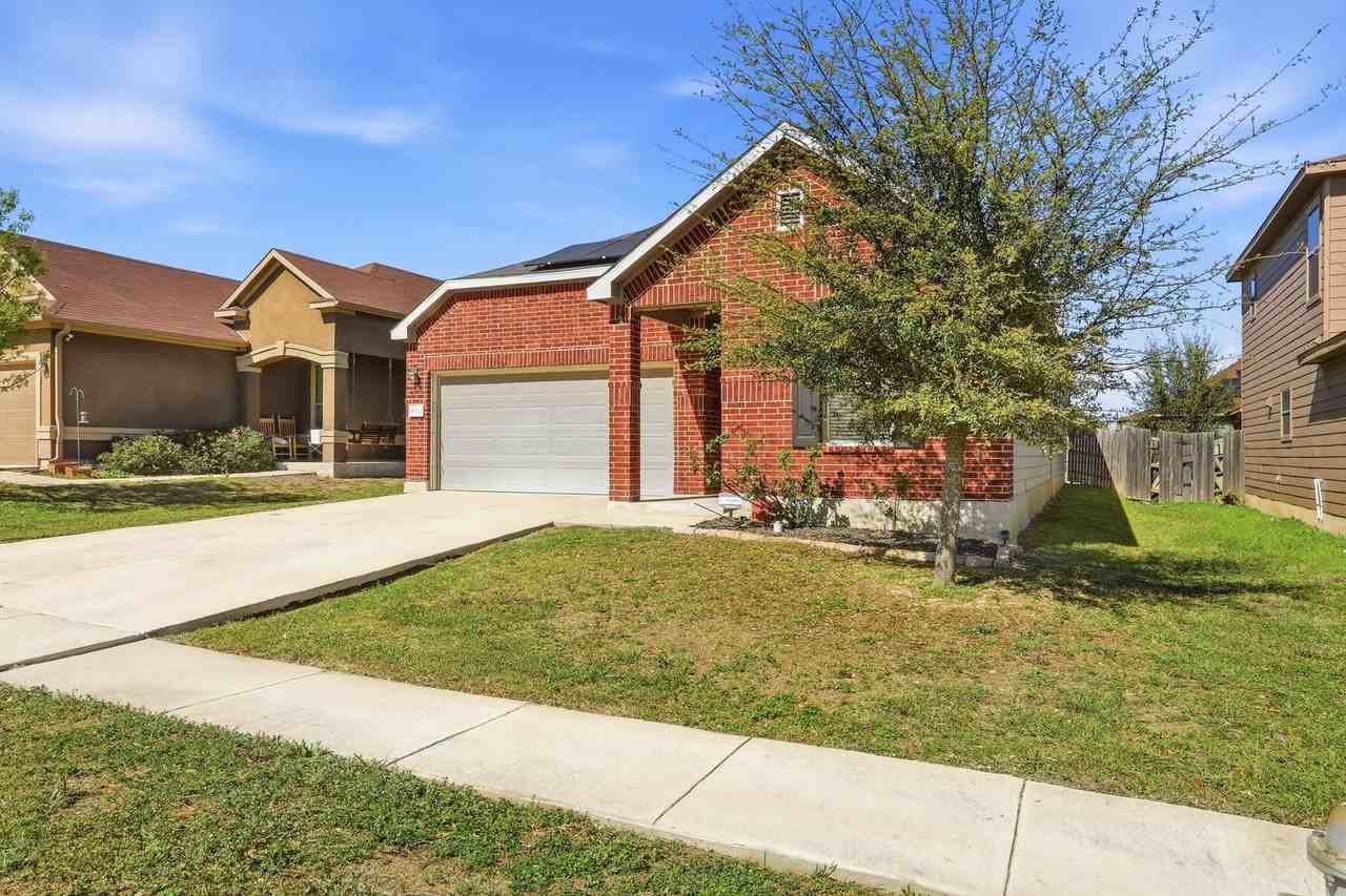 4523 Stetson Run - Photo 3 of 29