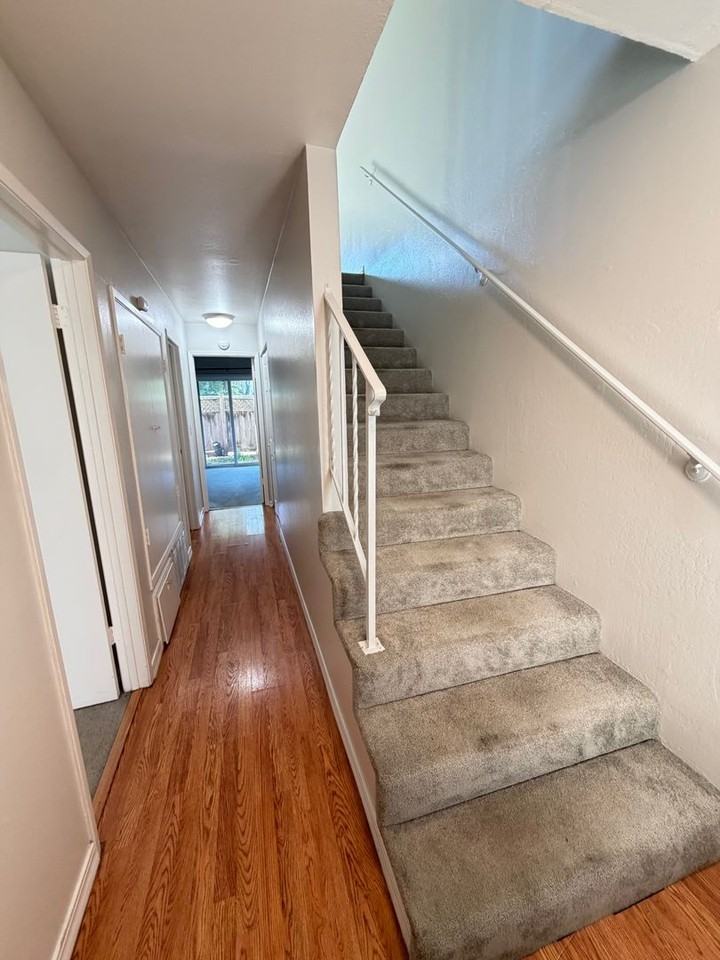 3068 Yulupa Ave - Photo 3 of 29