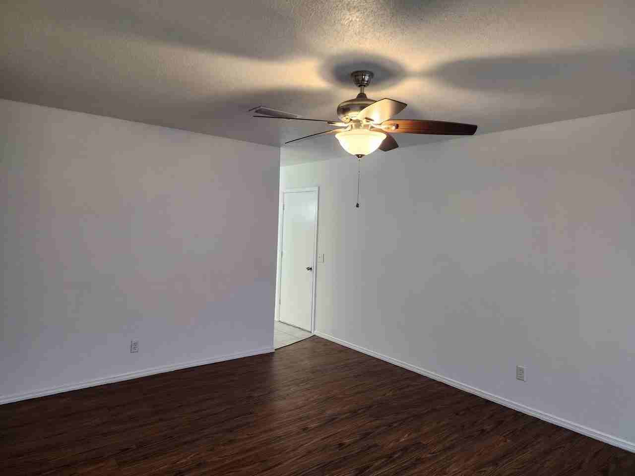 1804 Arthur Ave - Photo 5 of 20