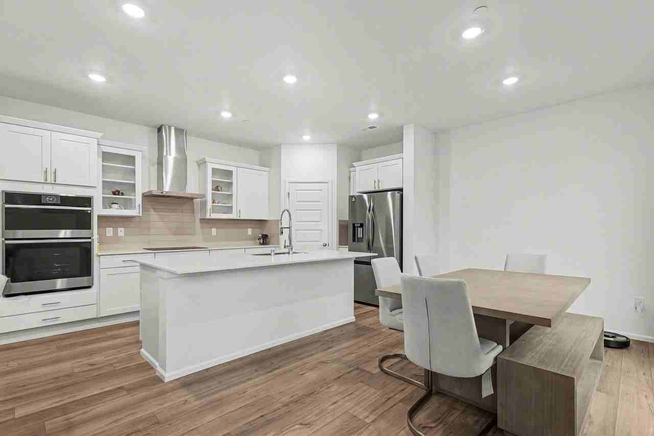 219 179th St Se - Photo 5 of 16