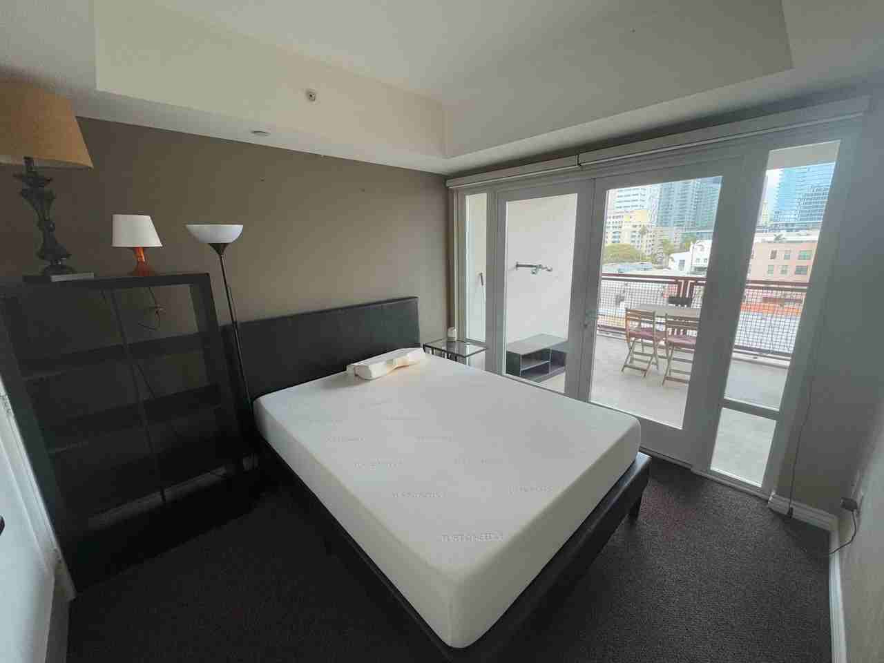 875 G St - Photo 2 of 14