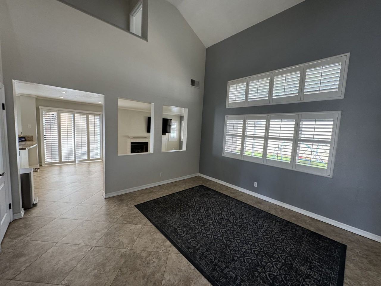 980 Acorn Ln - Photo 6 of 34