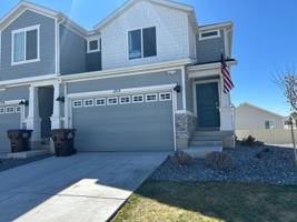 featured image of 1712 E Fall St