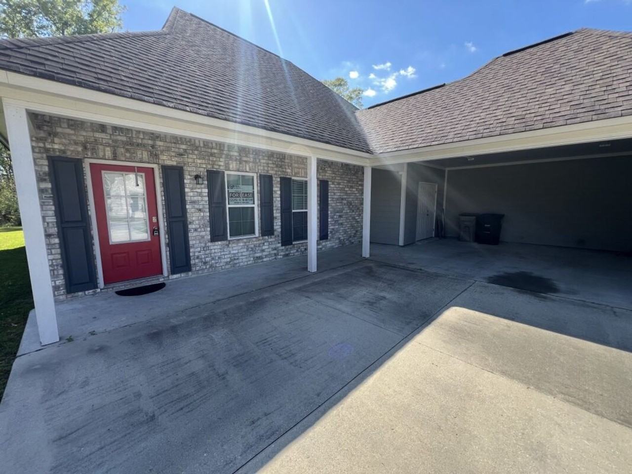 8614 Forestwood Ave - Photo 5 of 41