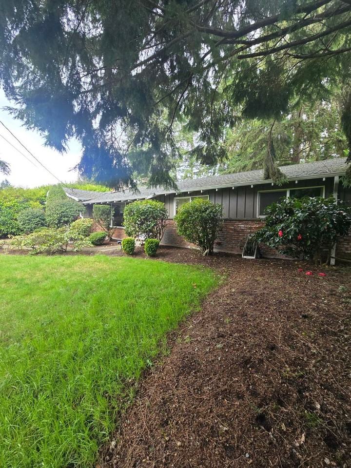 10811 108th St Sw - Photo 3 of 42