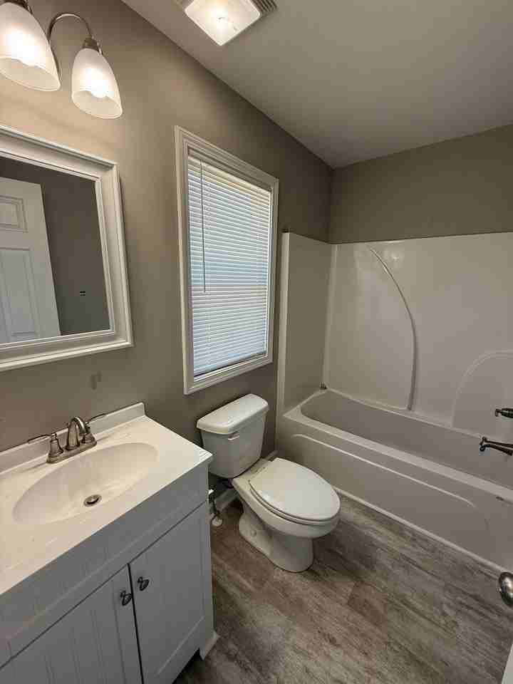 305 Martin Cir - Photo 3 of 16