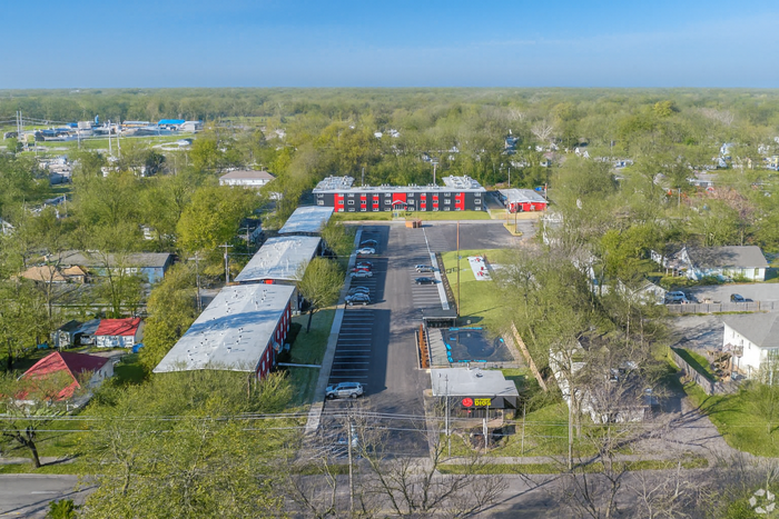 1802 S Pine St #2 - Photo 5 of 5