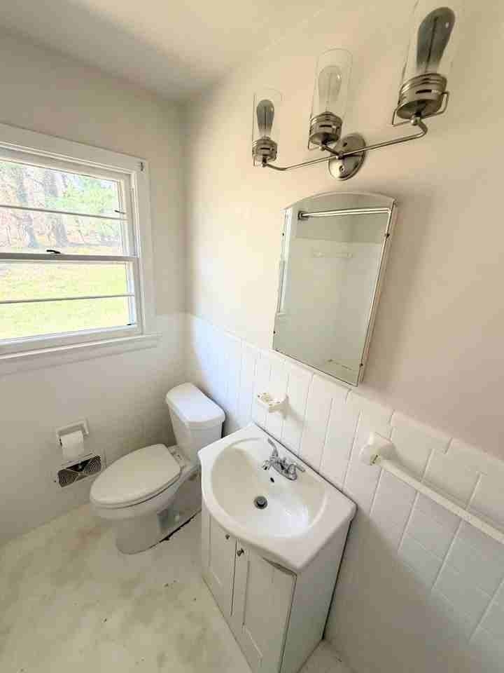 2229 Taylor Farm Rd - Photo 7 of 11