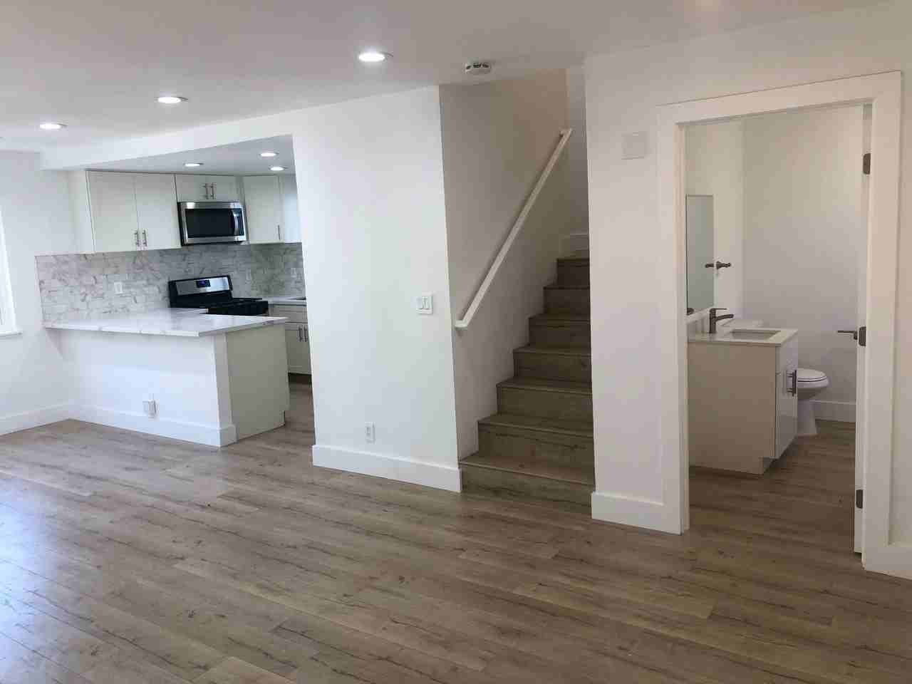 8697 Franklin St - Photo 3 of 22