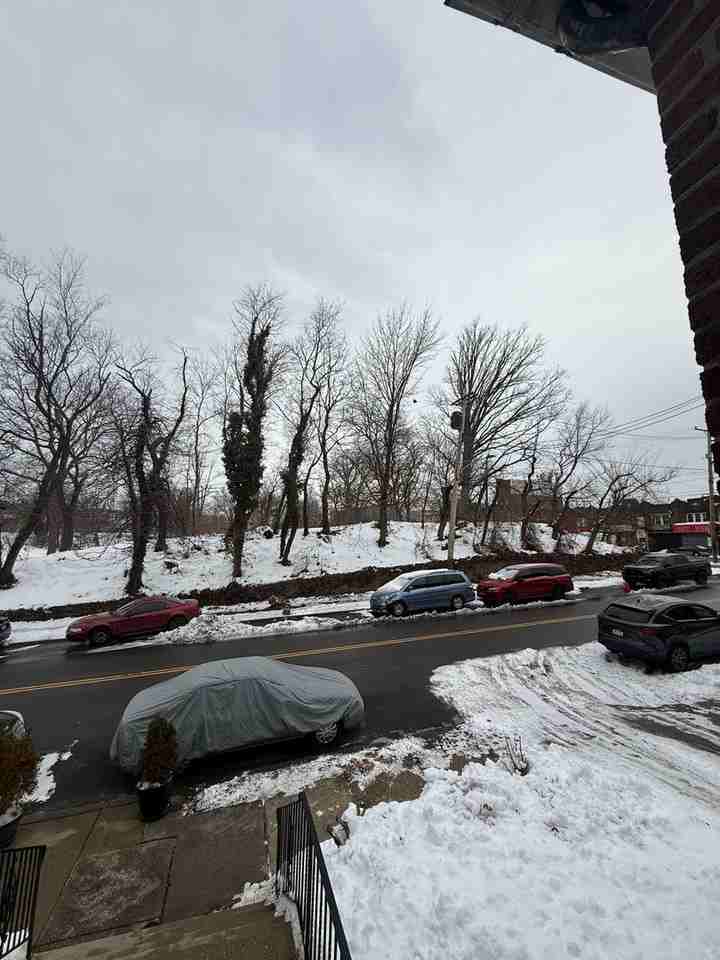 514 W Champlost St - Photo 3 of 14