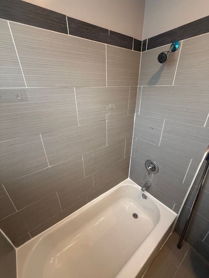 514 W Champlost St - Photo 4 of 14