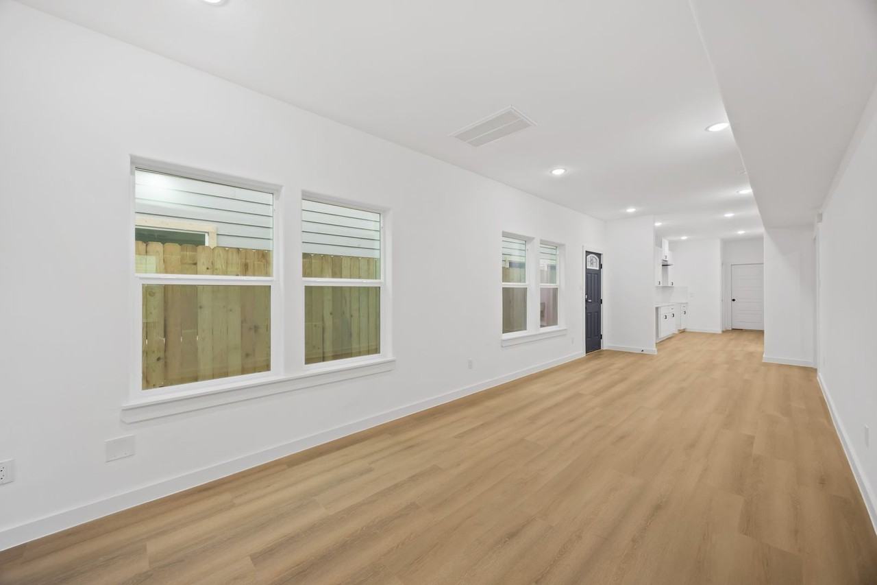 8108 De Priest St #B - Photo 3 of 14