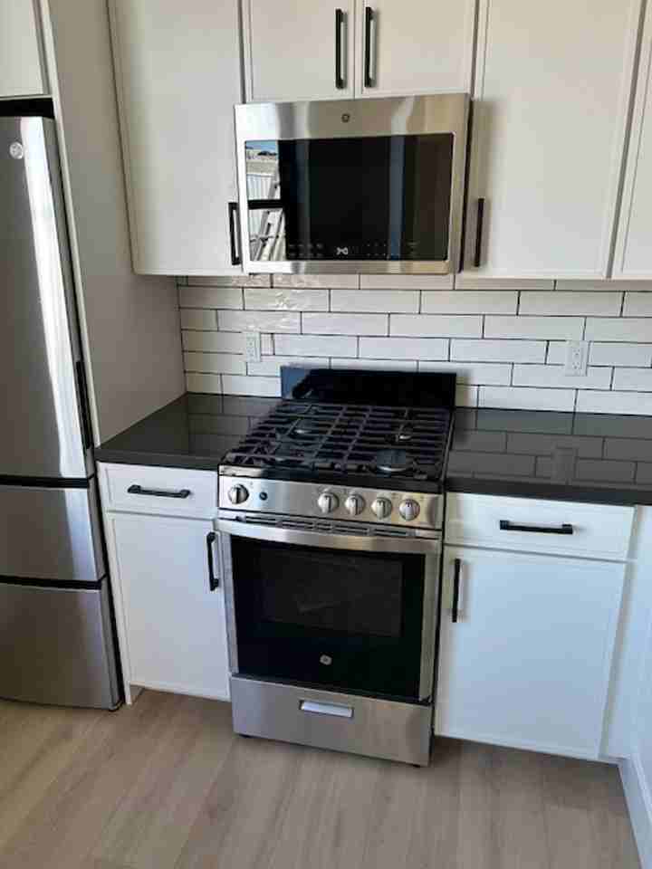 2874 16th St - Photo 5 of 16