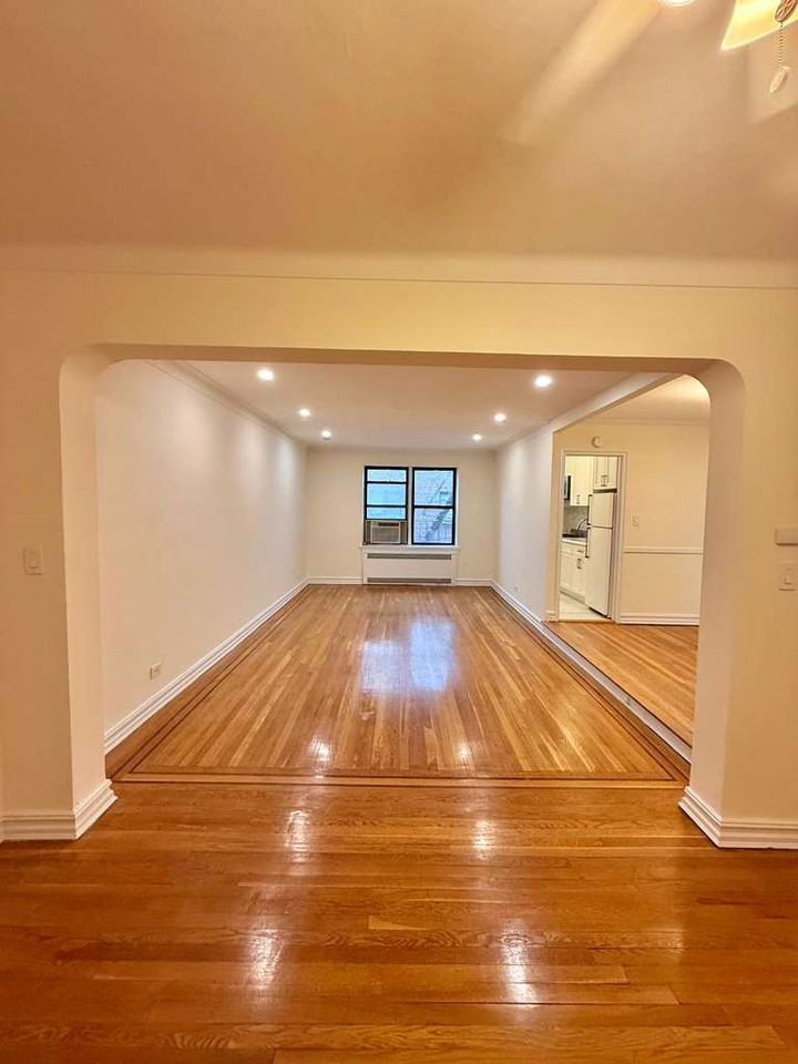 35-35 75th Street #625 - Photo 5 of 20