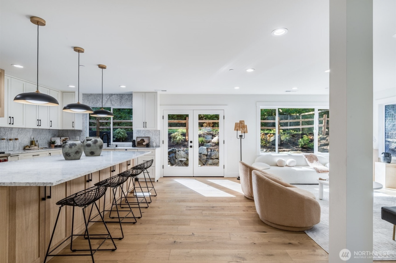 10661 Forbes Creek Dr #NA - Photo 5 of 20