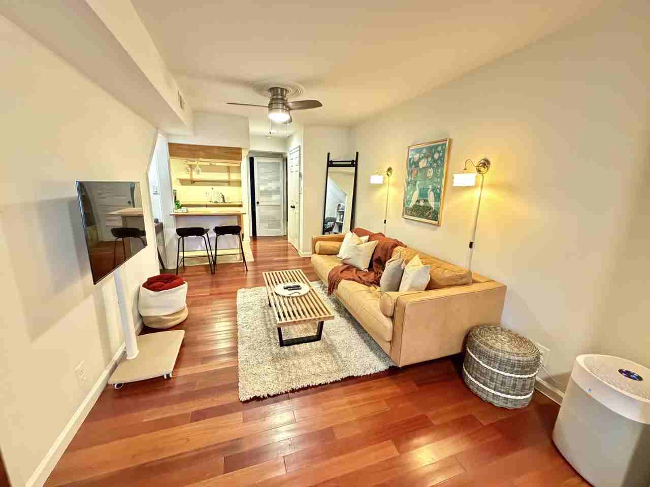 1413 Hopkins St Nw #1 - Photo 3 of 9