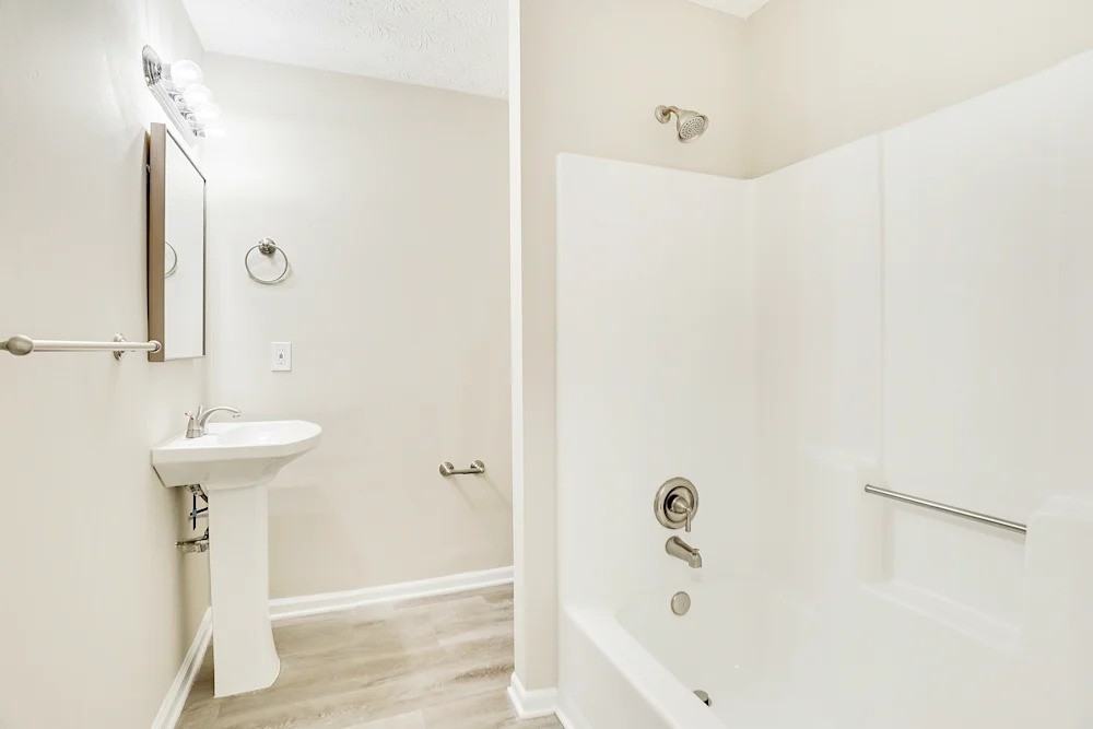 4923 Altura St #NA - Photo 2 of 5