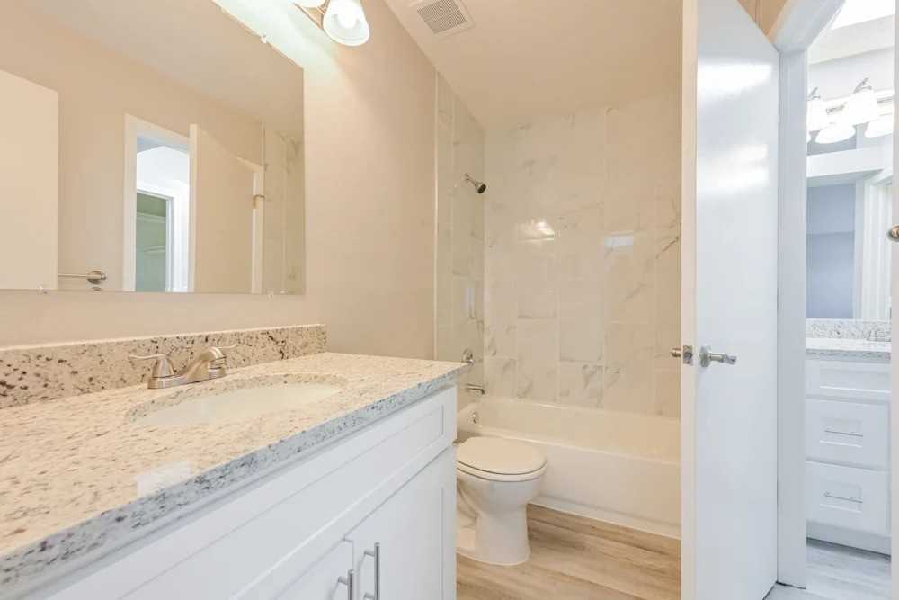 4923 Altura St #NA - Photo 4 of 5