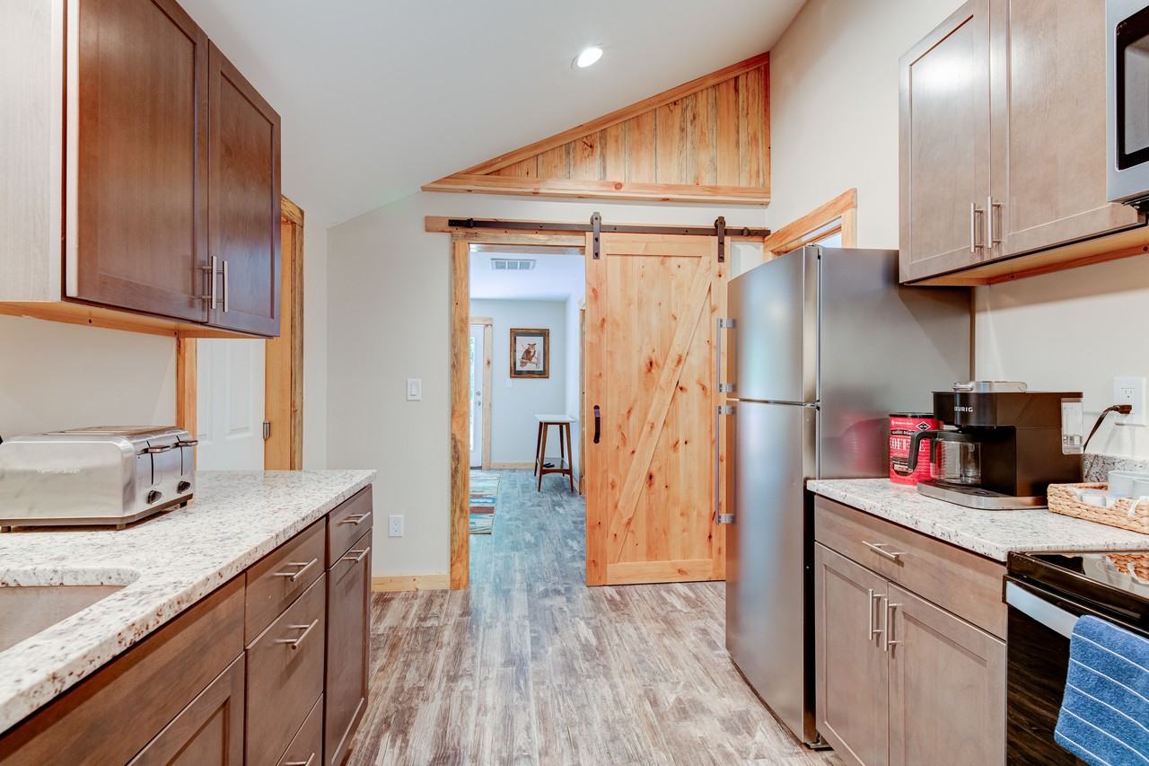 Mountain View Rd #NA - Photo 7 of 22