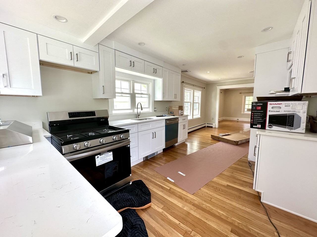 21 Thaxter Rd #NA - Photo 2 of 8