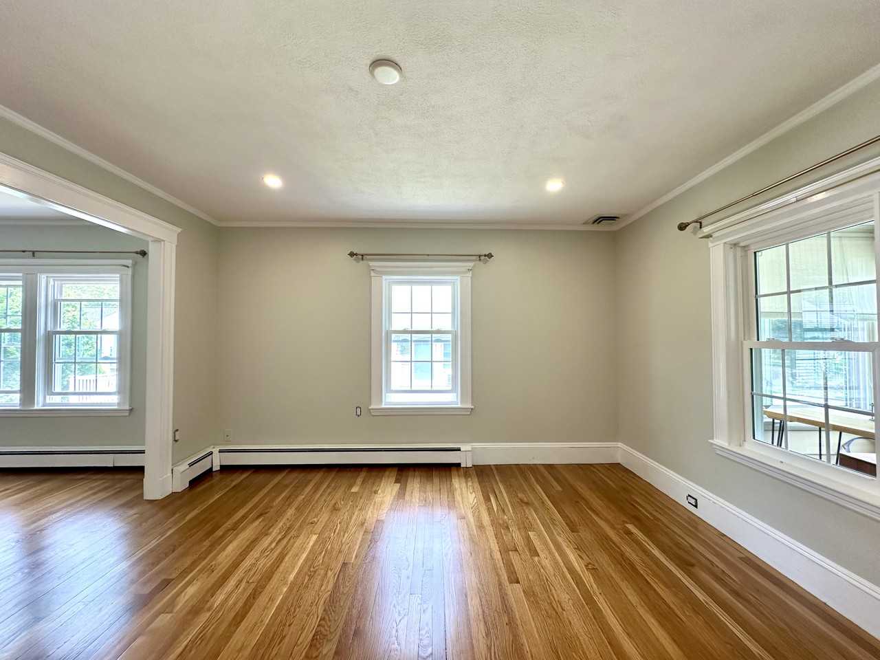 21 Thaxter Rd #NA - Photo 3 of 8