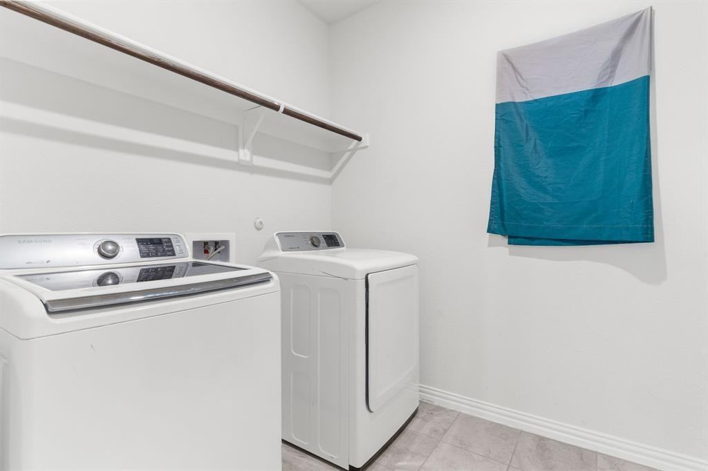 608 Fawn Valley Dr #NA - Photo 4 of 31