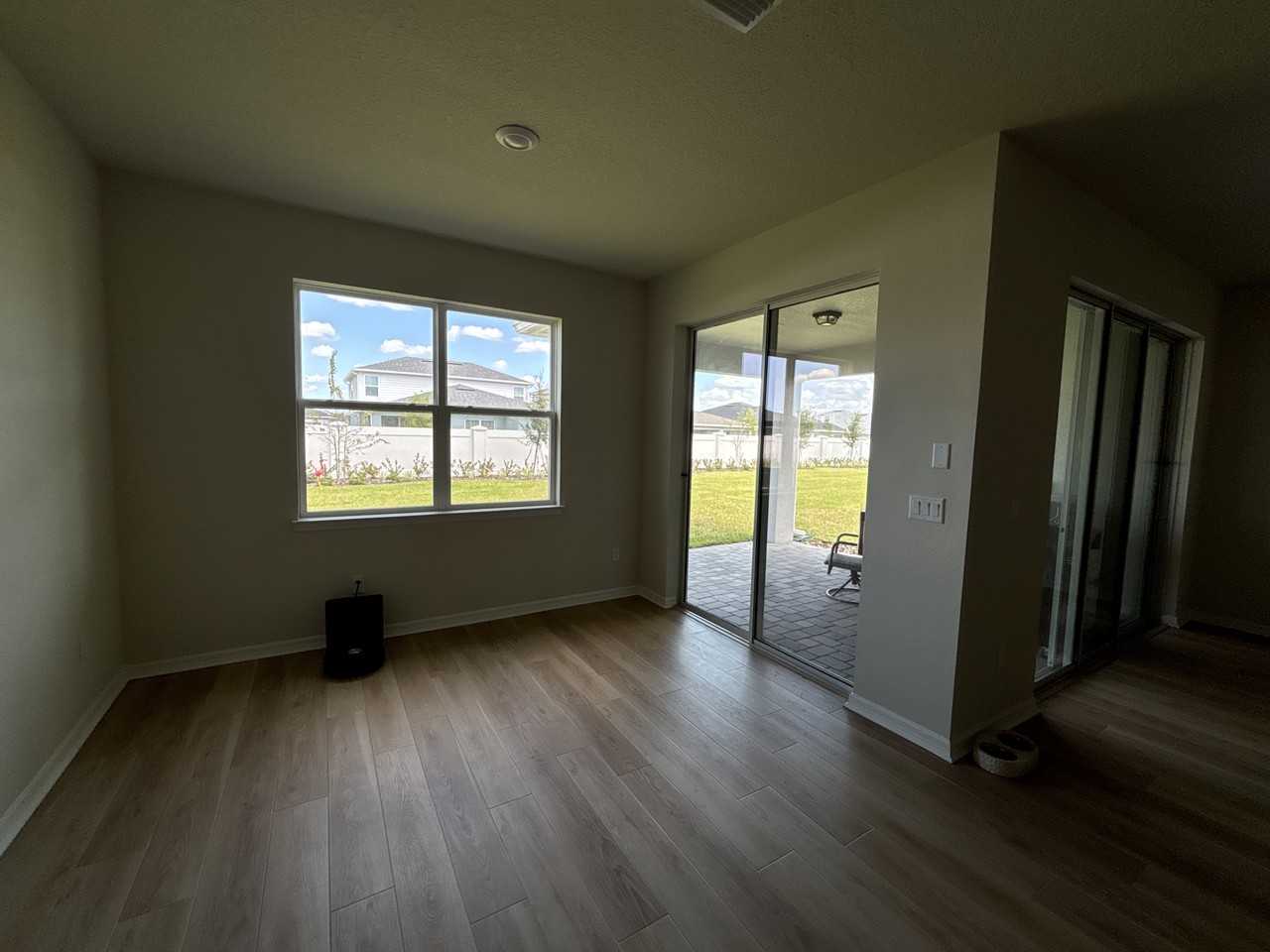 9941 Leafy Oak St #NA - Photo 4 of 4