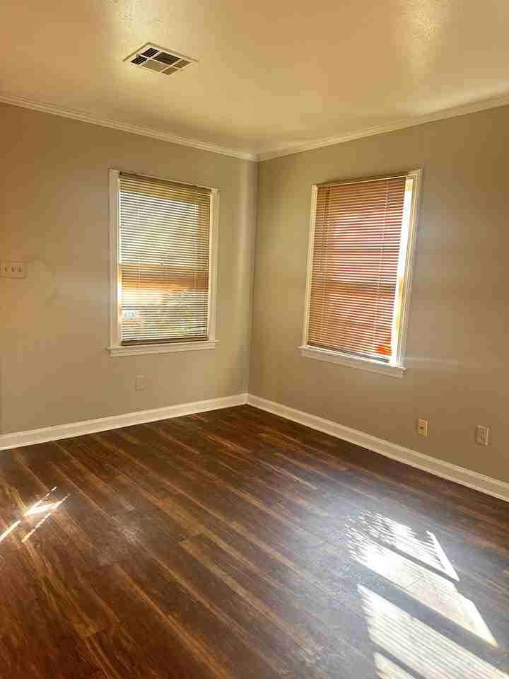 1831 Austin St #NA - Photo 4 of 8