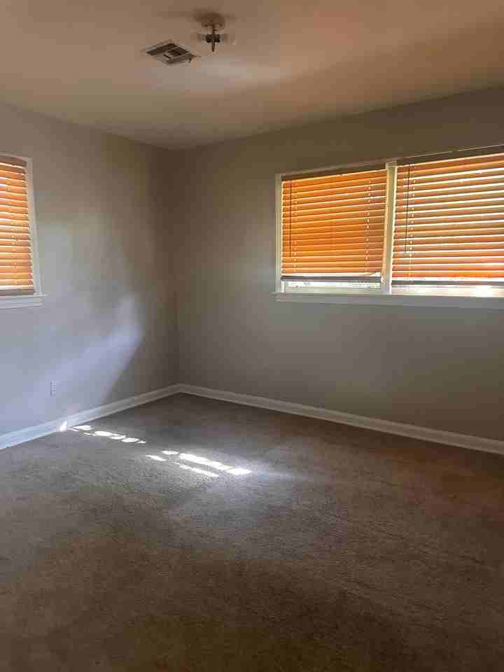 1831 Austin St #NA - Photo 5 of 8