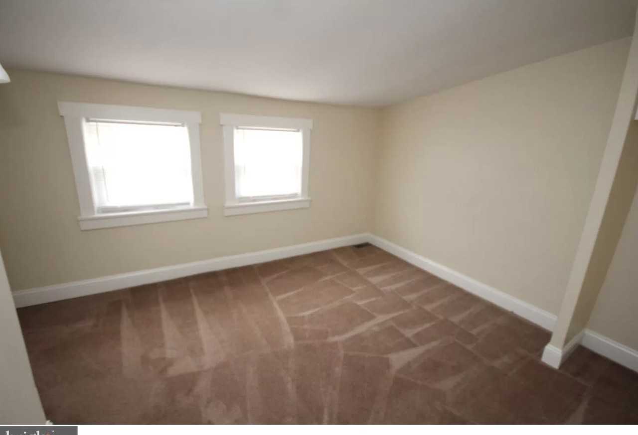 641 Oak Ave #NA - Photo 2 of 10