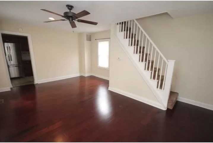 641 Oak Ave #NA - Photo 4 of 10