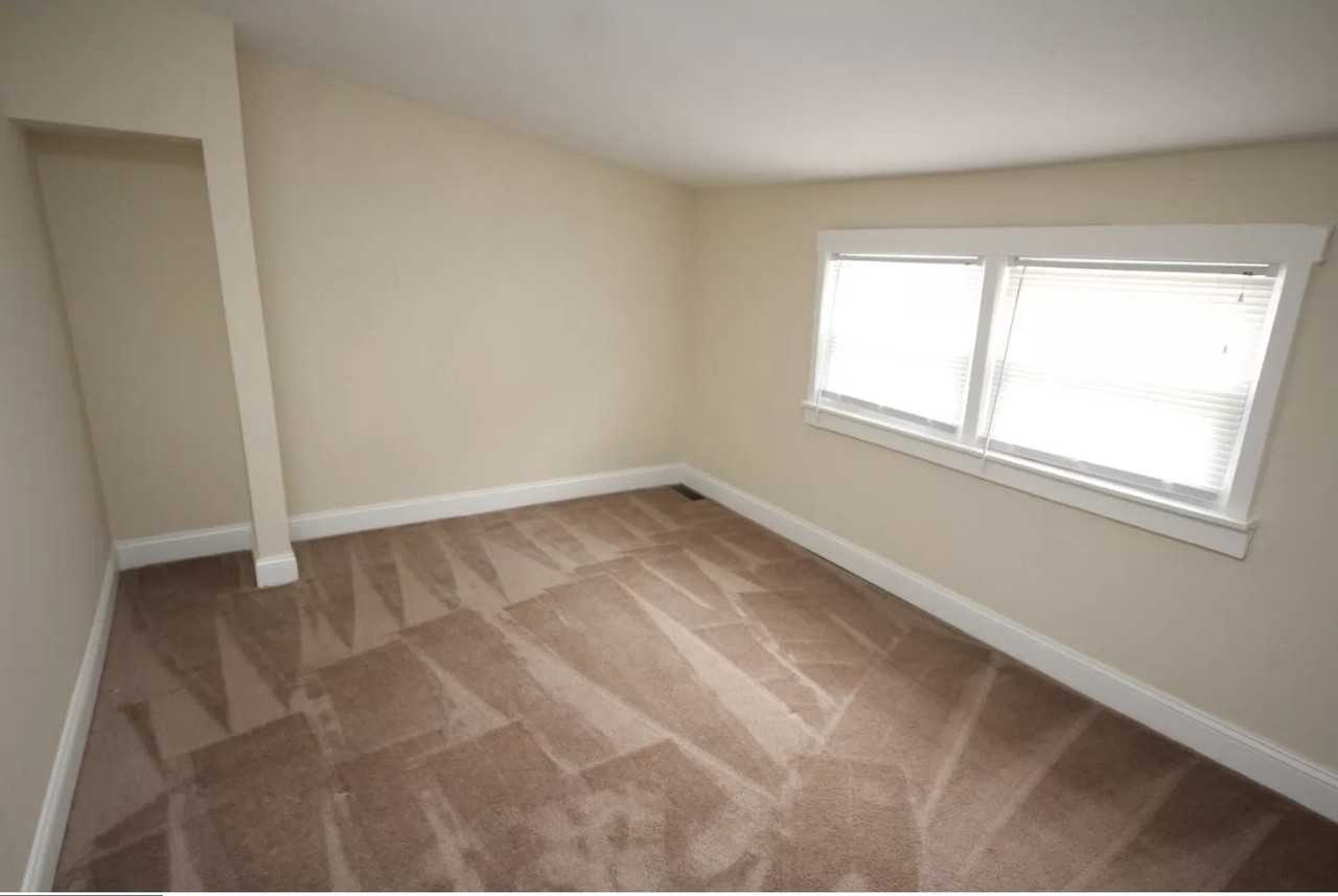 641 Oak Ave #NA - Photo 6 of 10