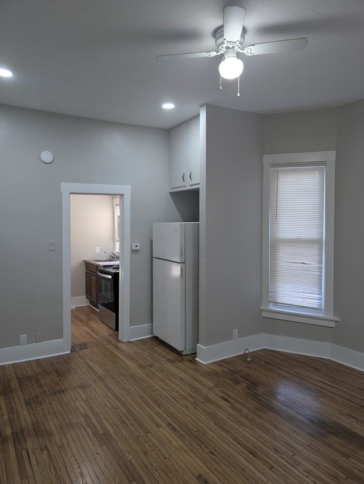 2511 S St #2511 - Photo 2 of 20