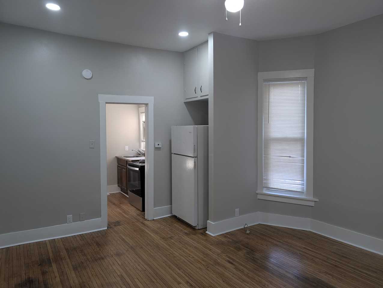 2511 S St #2511 - Photo 3 of 20