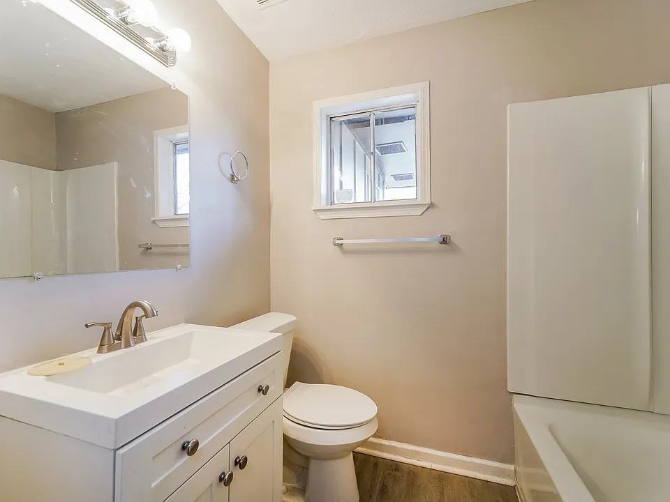 3049 Meadow Forest Dr #NA - Photo 3 of 6