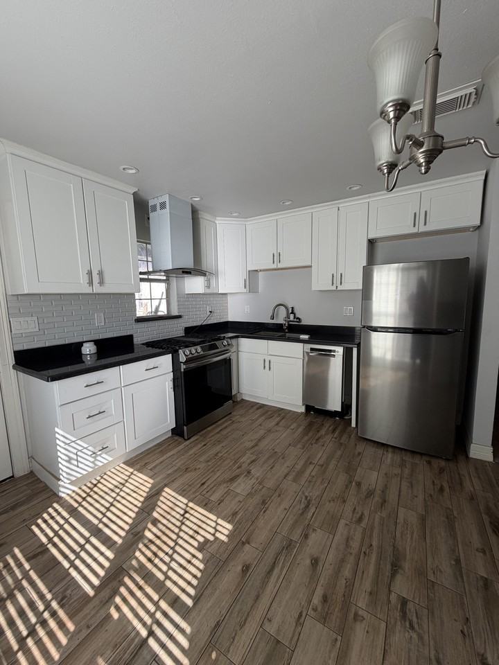 3207 Suiter Way #NA - Photo 2 of 6