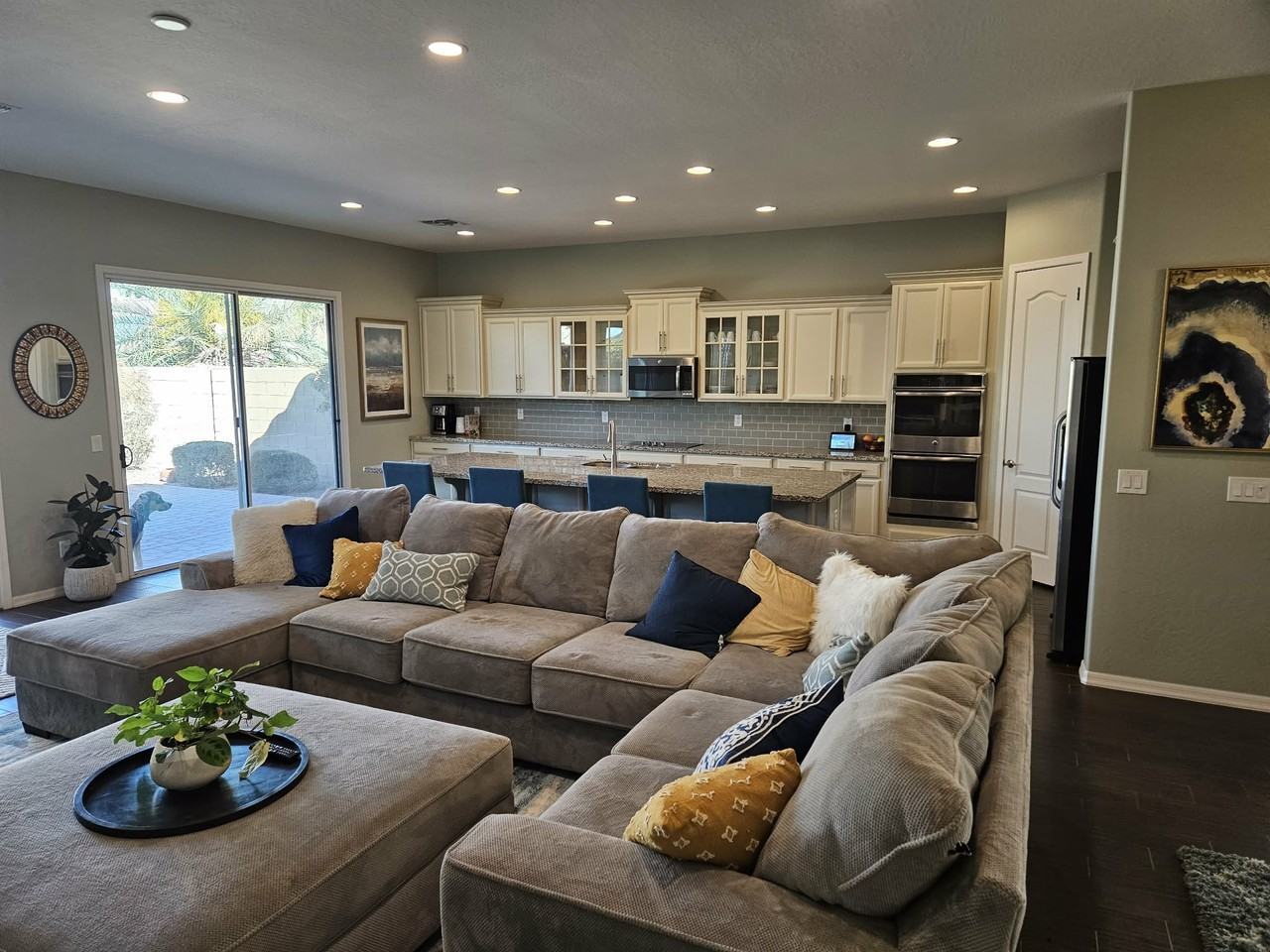 2120 E Geronimo St #NA - Photo 4 of 32