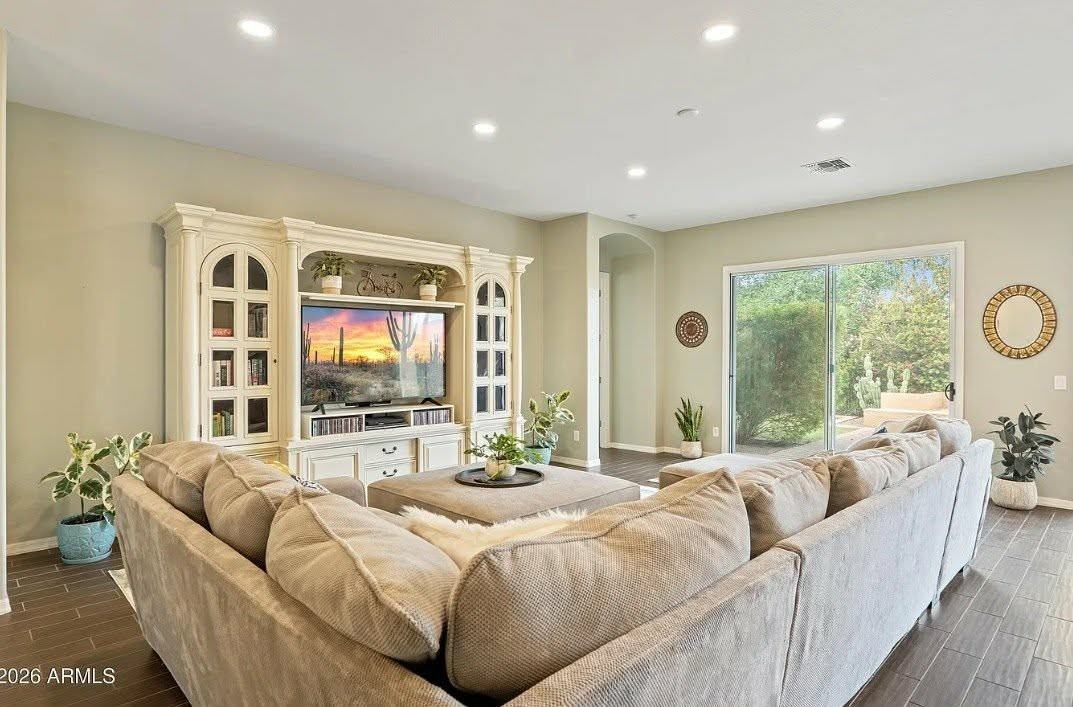 2120 E Geronimo St #NA - Photo 6 of 32