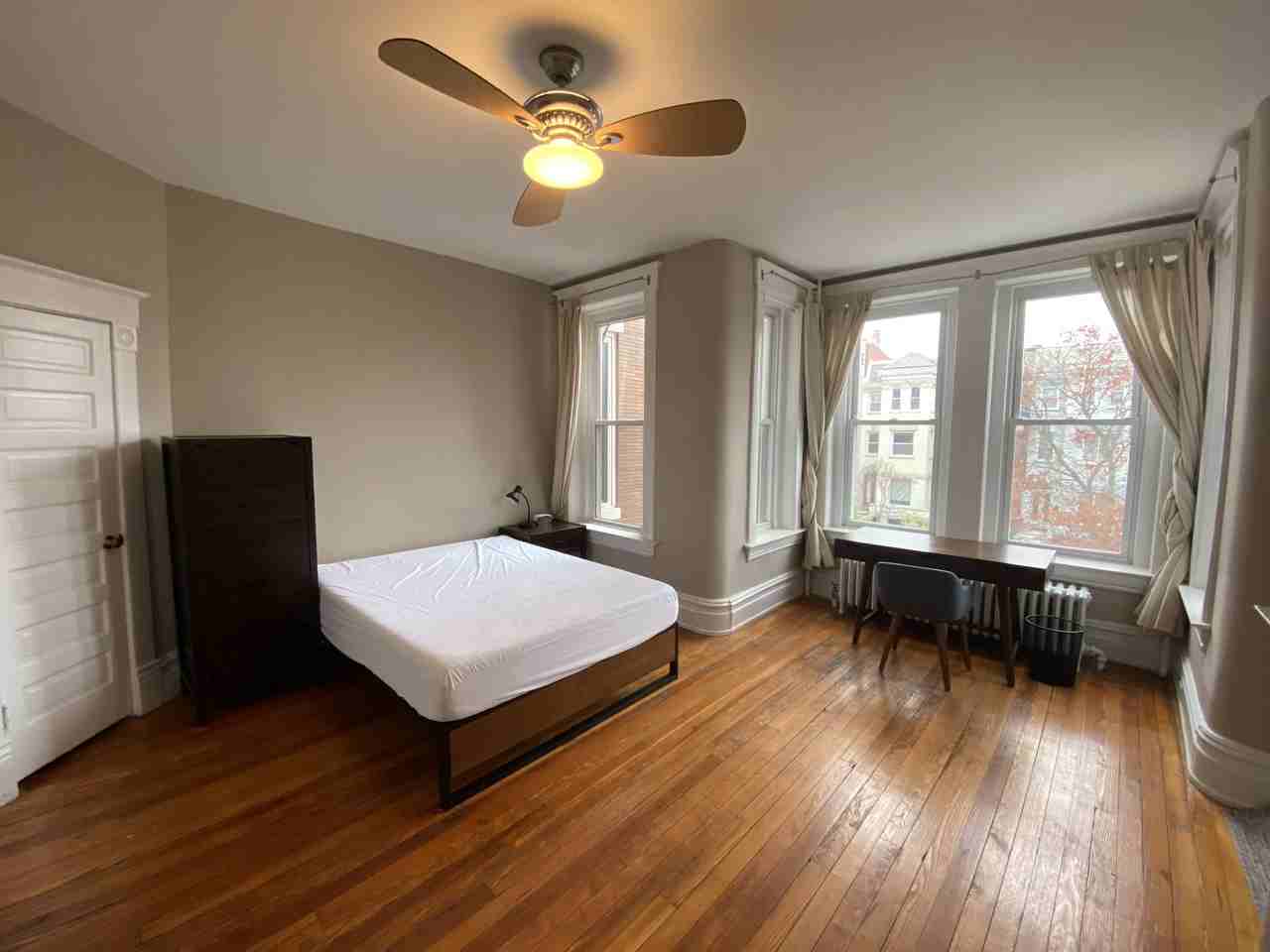 1216 Girard St Nw Apt 2 #1 - Photo 7 of 18