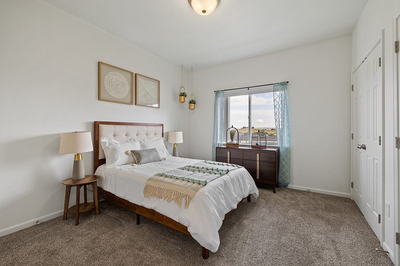 Gateway Apartments - Photo 7 of 30