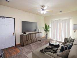 featured image of 635 Northern Lights Blvd