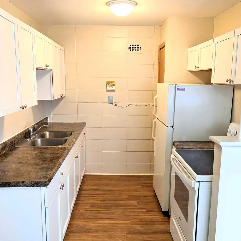 240 Fuller Ave #240-5 - Photo 2 of 26