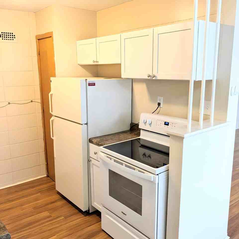 240 Fuller Ave #240-5 - Photo 3 of 26