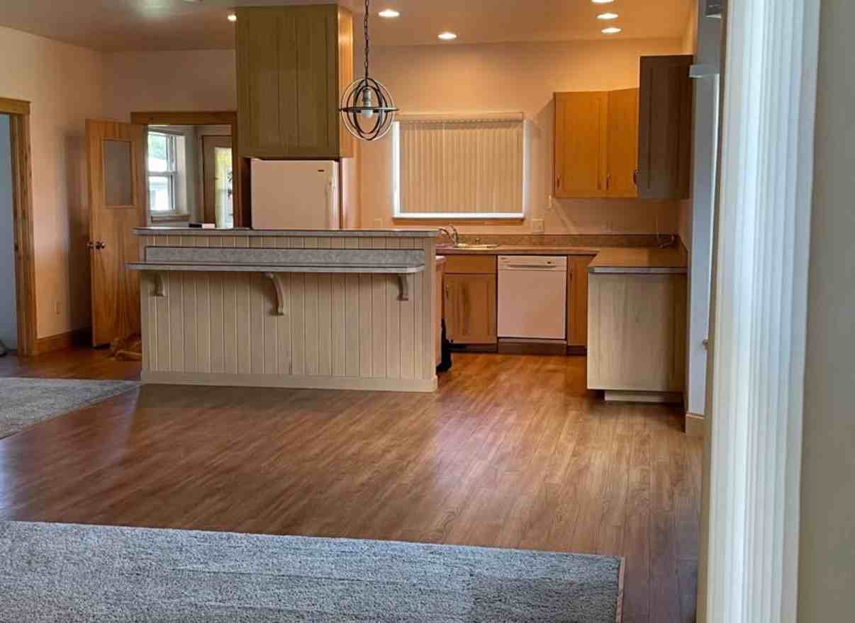 Bauer Rentals - Photo 5 of 12