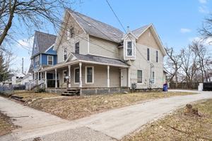 featured image of 49 National Ave Nw