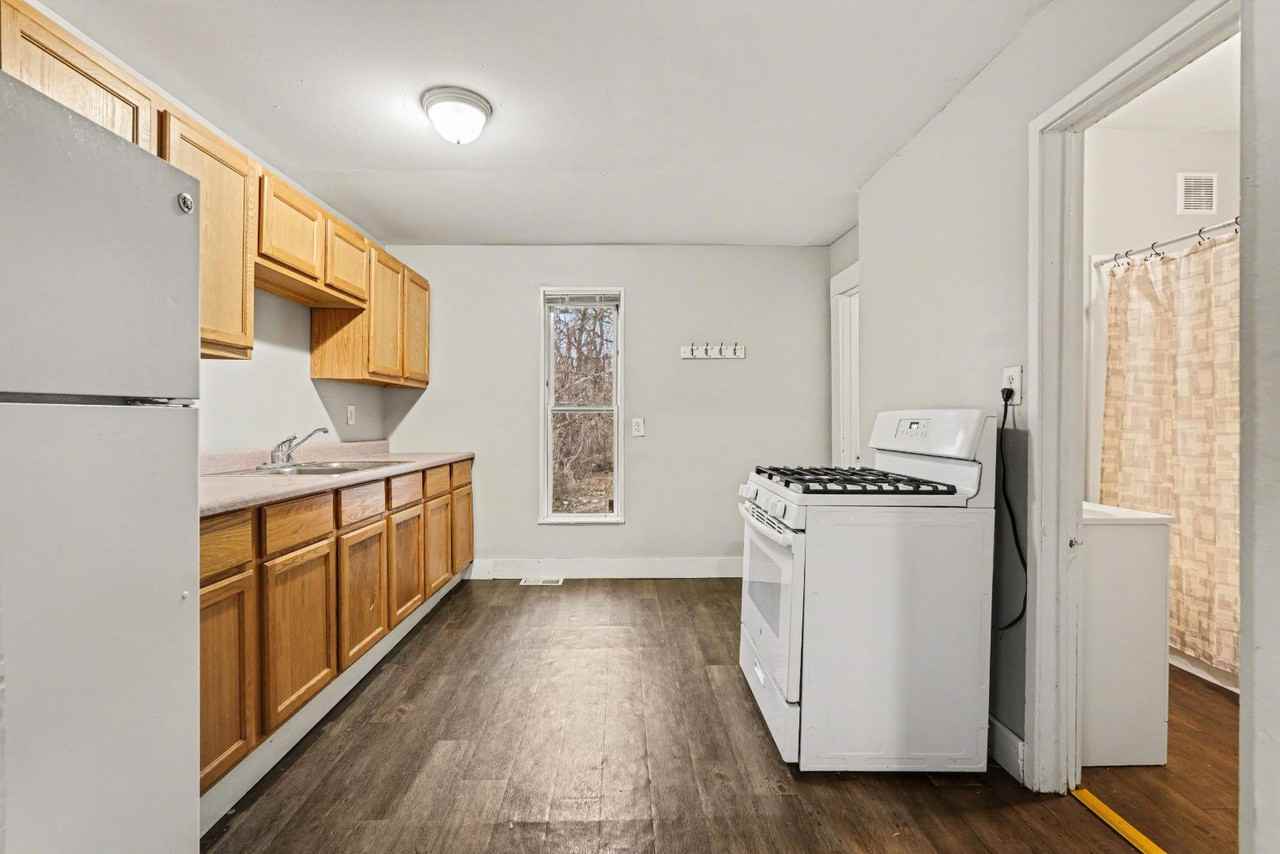 49 National Ave NW - Photo 5 of 10