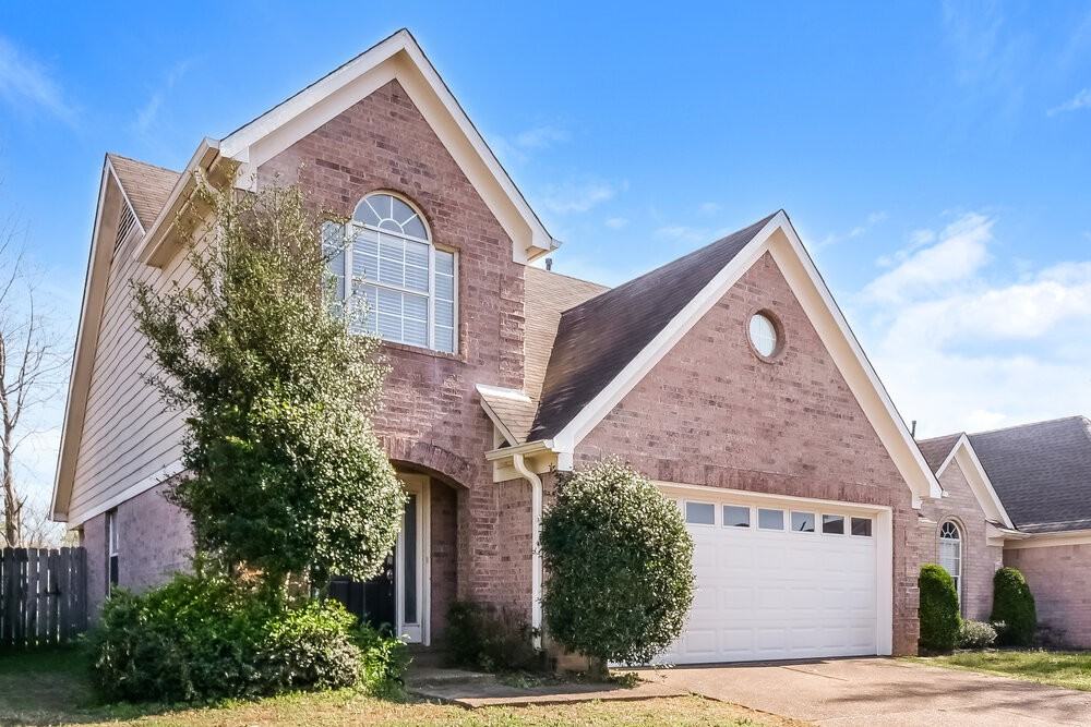 1106 Cross Wood Ln - Photo 4 of 17